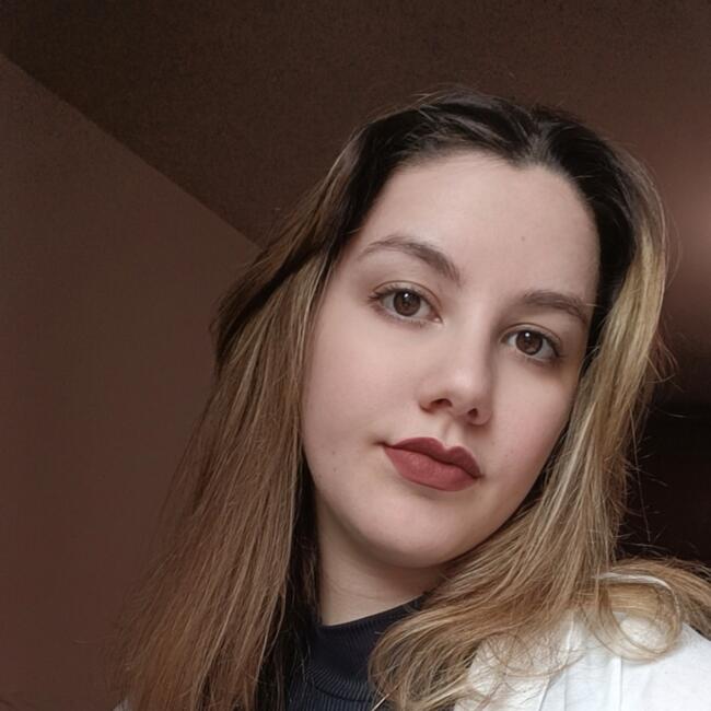 Babysitter in Toscolano-Maderno: Stela