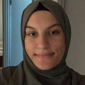 Baby-sitter in Montreuil: Karima