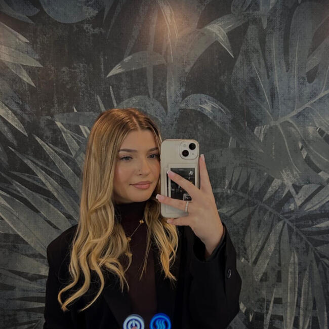 Babysitter in Itingen: Lejla