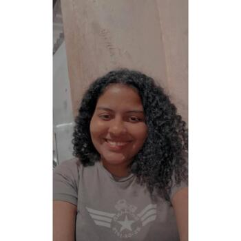 Babysitter in Barra Velha: Kailayne