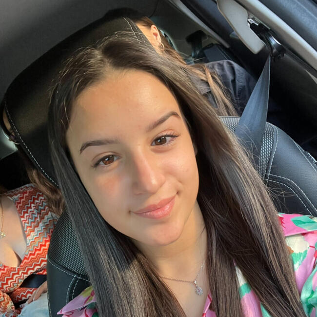 Babysitter in Gentilly: Lina