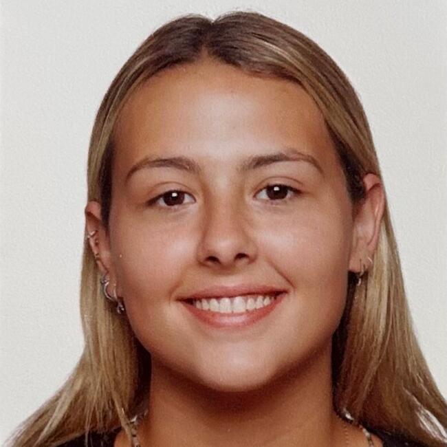 Babysitter in Valencia: Laura vila