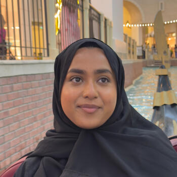 Niñera en London: Syeda Mariam