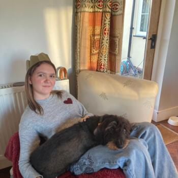 Babysitter in London: Demi