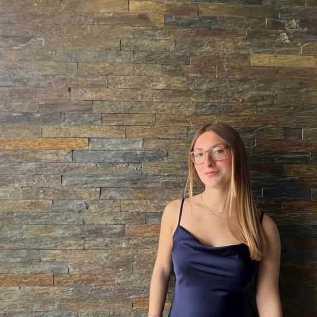 Babysitter em Milharado: Sara