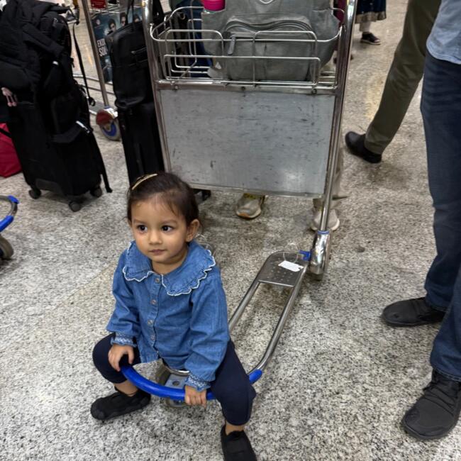 Babysitting job in Ahmedabad: Uttara