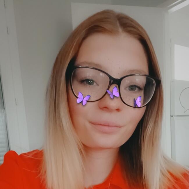 Babysitter in Layrac: Laura