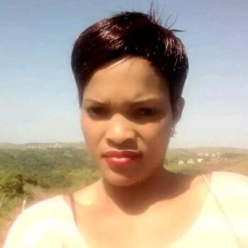 Babysitter Mitchells Plain: Siziwe