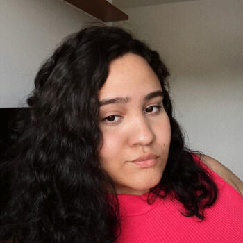 Babysitter São José do Rio Preto: Lorraine