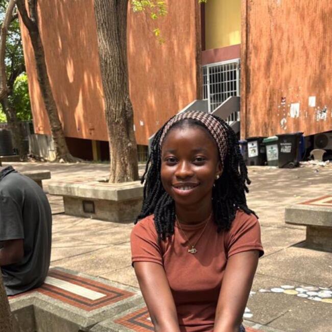 Babysitter in Lagos: Taiwo