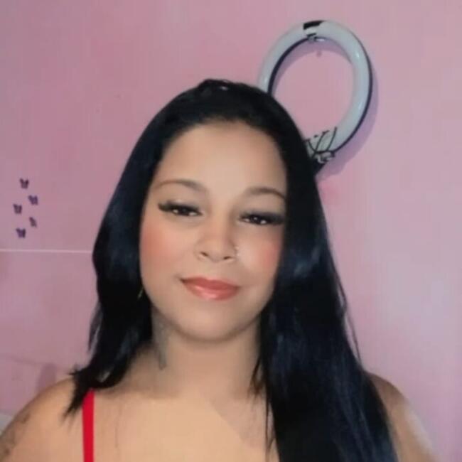 Babysitting job in Uberlândia: Brendaa