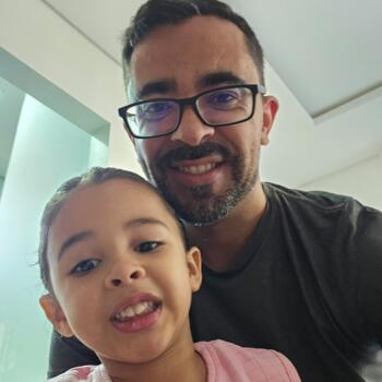 Babysitting job in Brasília: babysitting job Marcio