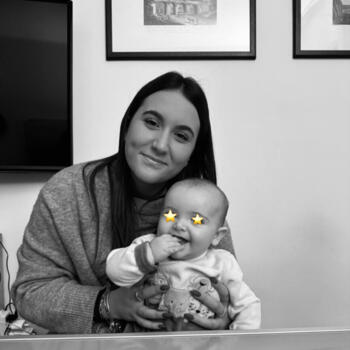 Babysitter in Rome: Giulia