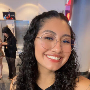 Babysitter in Los Angeles: Carolina