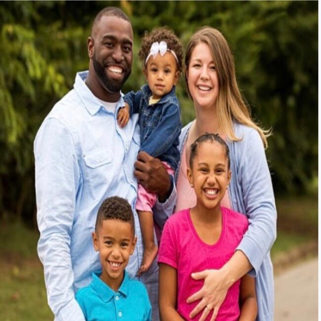 Babysitting job in Charlestown (Indiana): Davis