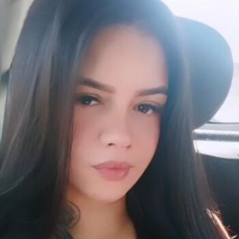 Emprego de babá em Palmas: trabalho de babá Barbara
