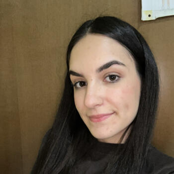 Babysitter in Naples: Emanuela