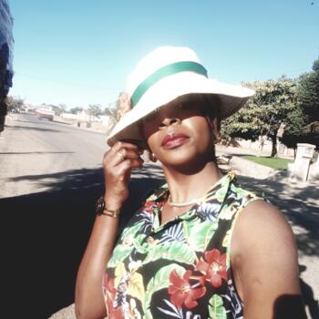 Babysitter in Goodwood (Western Cape): Fanasei