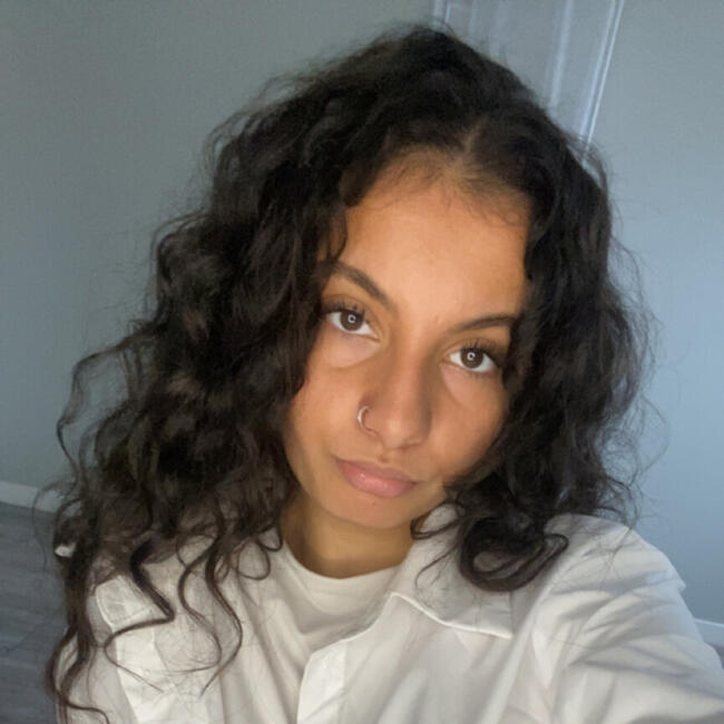 Babysitter in Déville-lès-Rouen: Nesrine