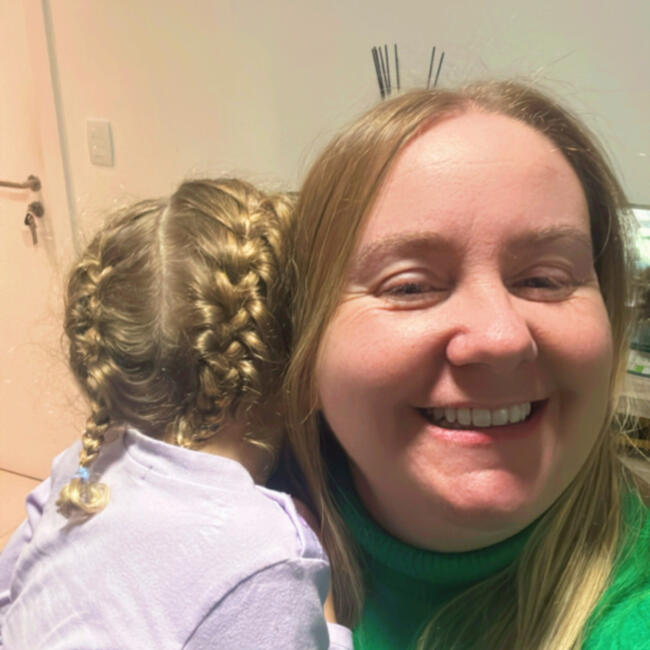 Emprego de babá em Florianópolis: Elisa