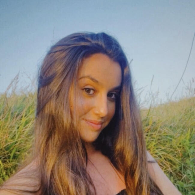 Babysitter in Gallarta: June