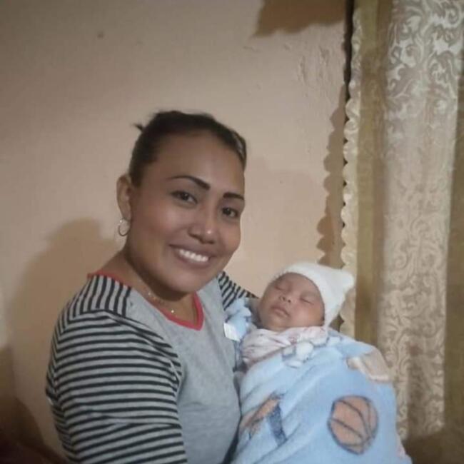 Niñera en Panamá: Tenaira