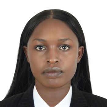 جليسة أطفال في Jazīrat Abū Z̧aby: Nancy