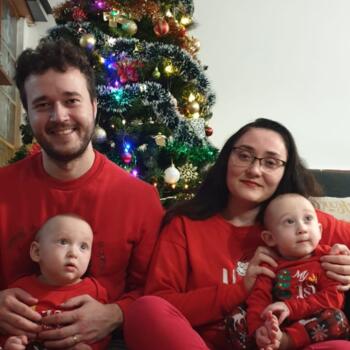 Job de babysitting în Mischii: job de babysitting FLORIANA LAVINIA