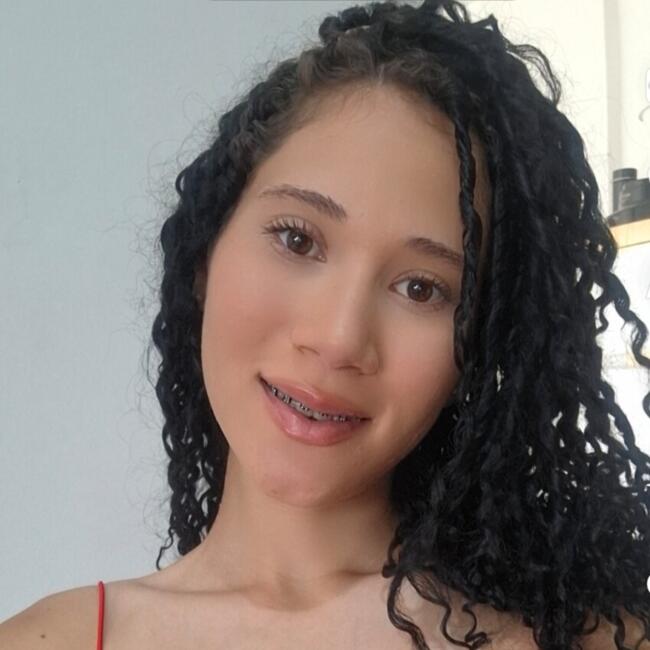 Babá em Samambaia (Distrito Federal): Amanda