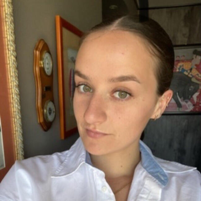 Baby-sitter à Gigean: Carla