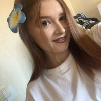 Babysitter Elbeuf: Louna