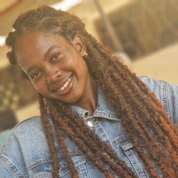 Nanny in Les Bons Villers: Aminata