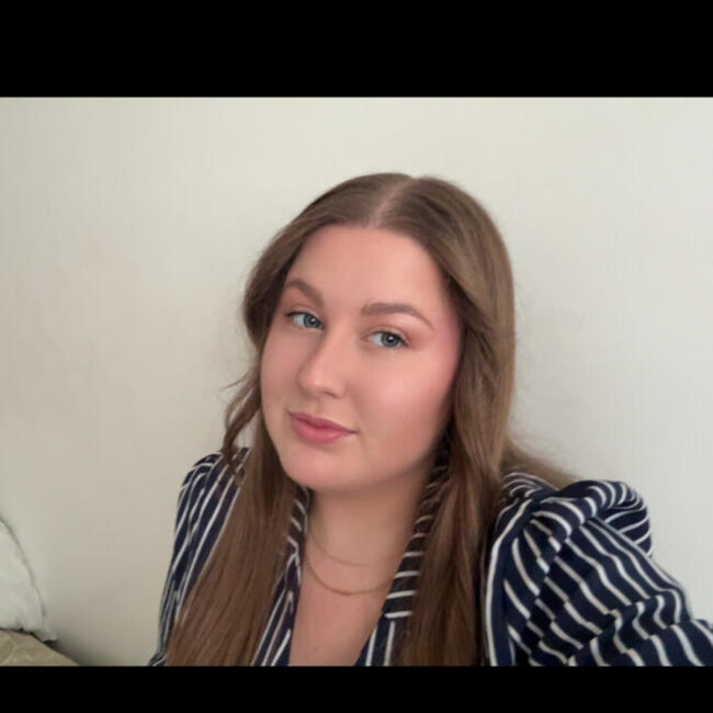 Babysitter in Verneuil-sur-Seine: Chloé