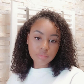 Baby-sitter in Mons-en-Barœul: Myriam