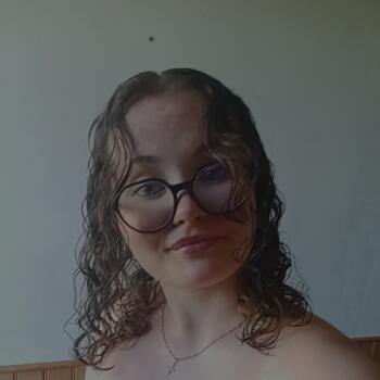 Babysitter in La Roche-sur-Yon: Faustine