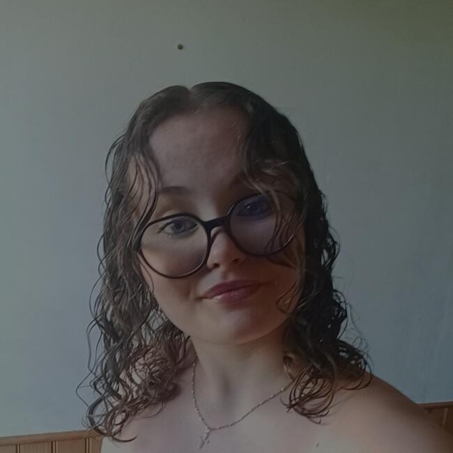 Babysitter in La Roche-sur-Yon: Faustine