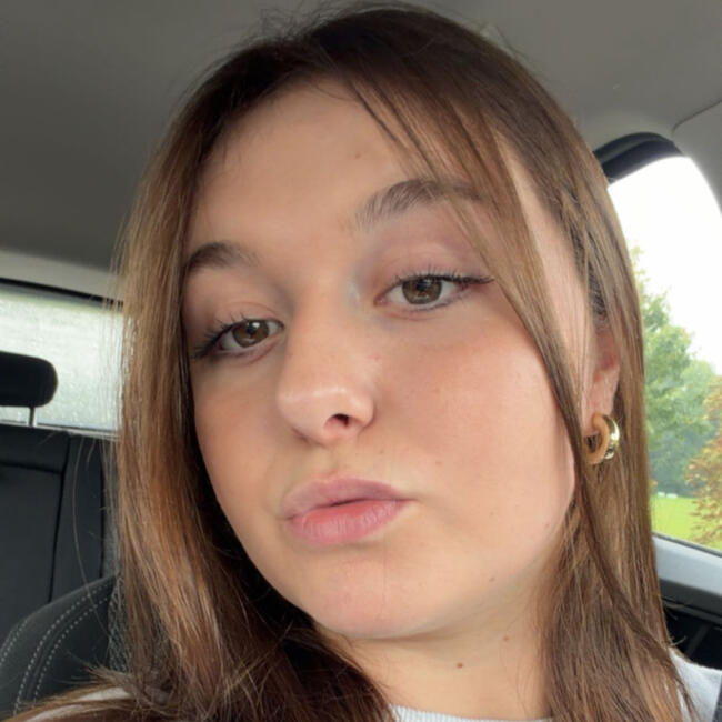 Babysitter in Zottegem: Renée