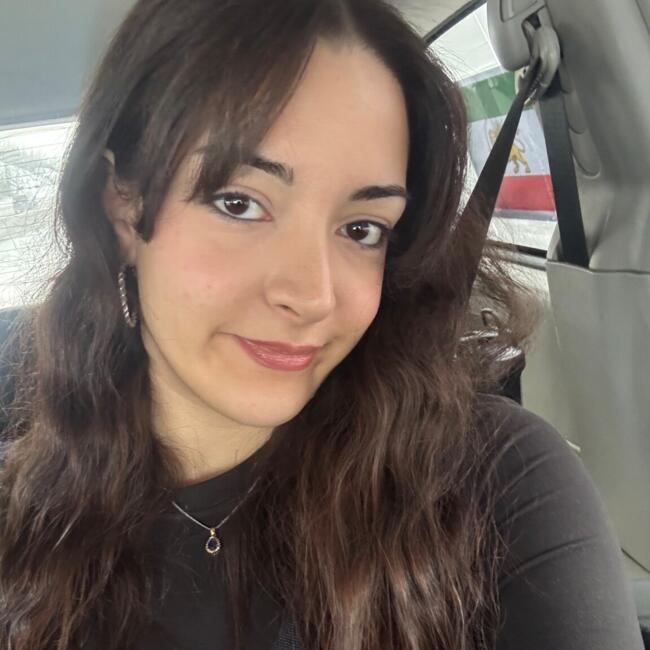 Baby-sitter in Montréal: Negin