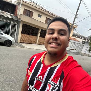 Babysitting job in Santo André: babysitting job Matheus