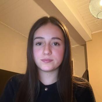 Babysitter in Bonneville: Zoé