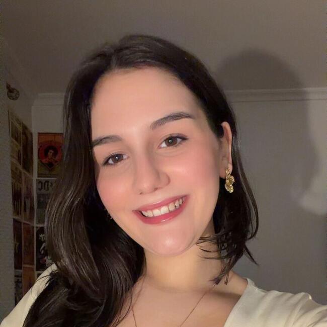 Babysitter em Porto: Inês