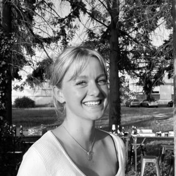 Babysitter in Andernos-les-Bains: Emilie