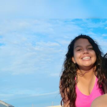 Niñera Santa Elena: Carla