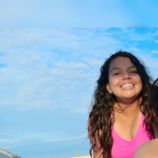 Niñera en Santa Elena: Carla