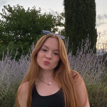 Babysitter in Lille: Lily