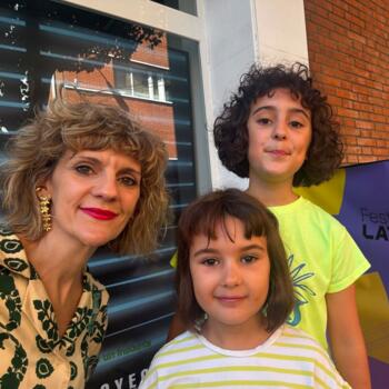 Trabajos de niñera en Madrid: trabajo de canguro Gema