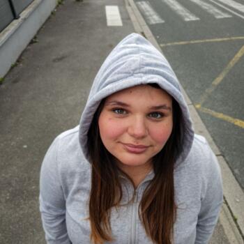 Babysitter Maubeuge: Pauline