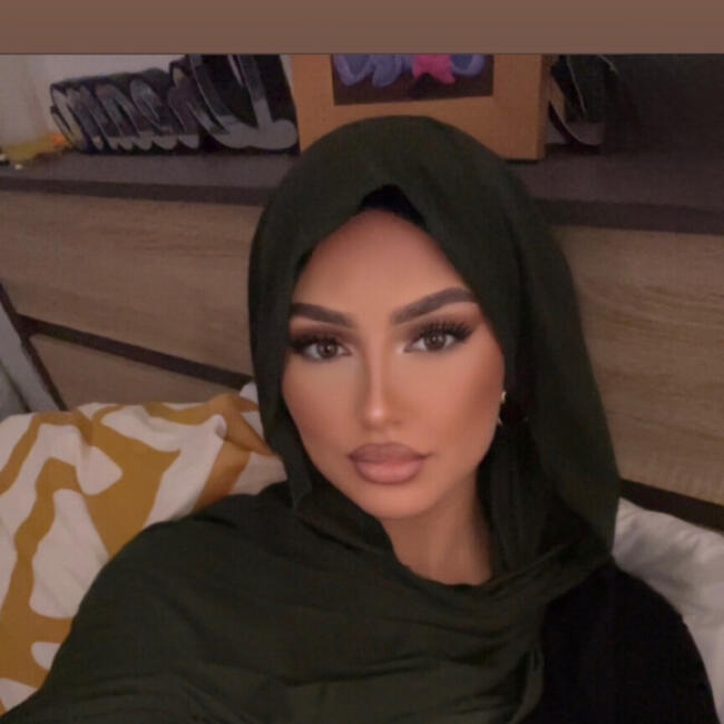 Babysitter in Meudon: Sarah