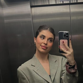 Bebisiterka u Beograd: Lena