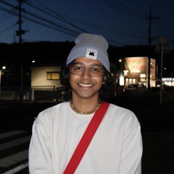 Niñera en Múnich: Dipayan